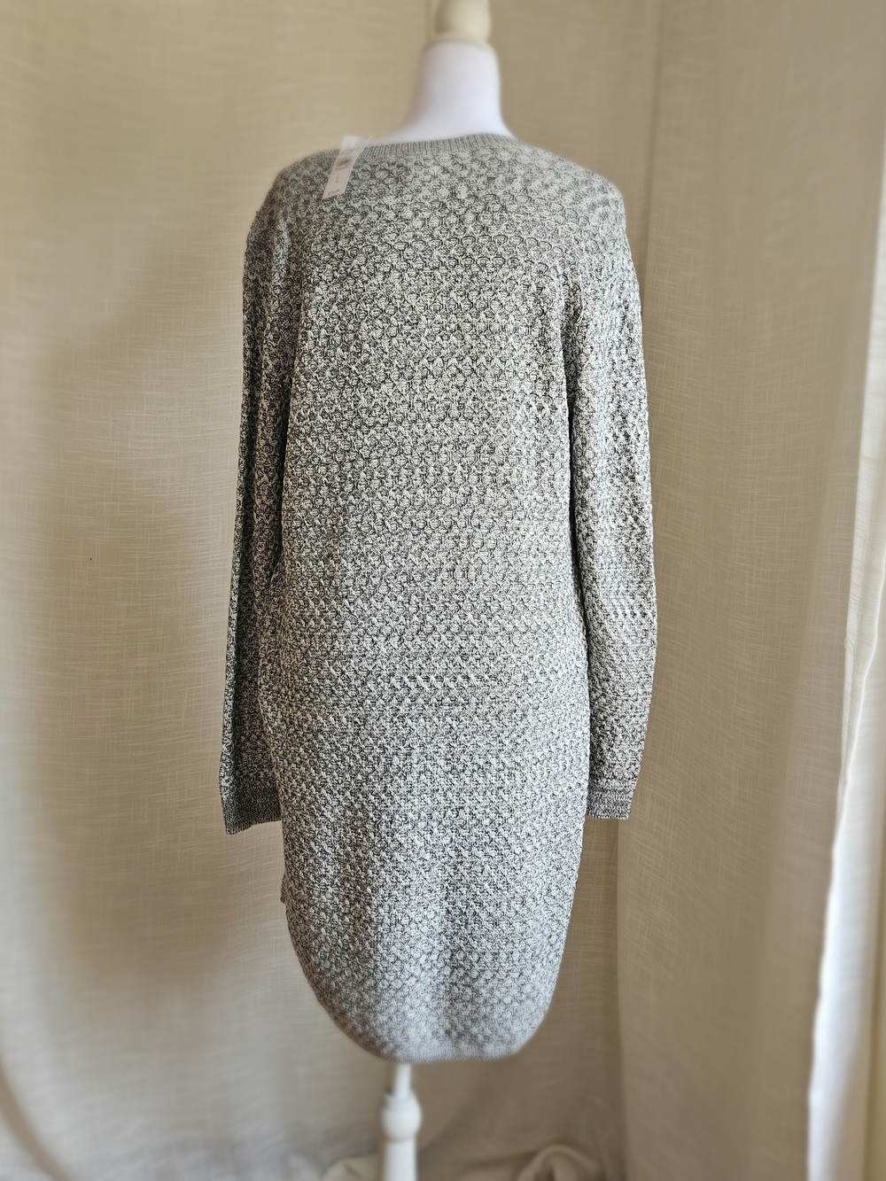NWT Loft Outlet Long Sleeve Marled Knit Sweater Dress Gray/White Size L - Picture 5 of 16